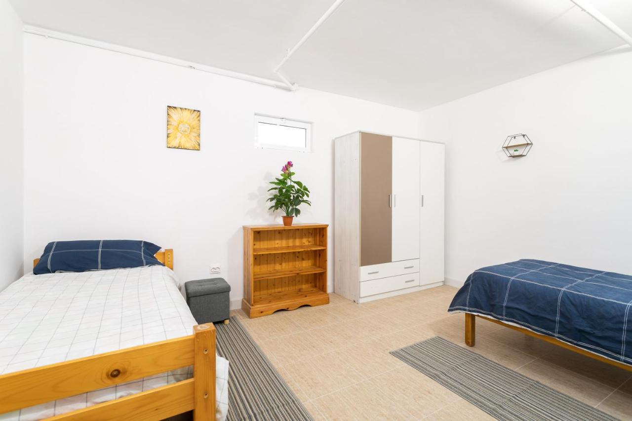 Rr Villa Monforte del Cid 外观 照片