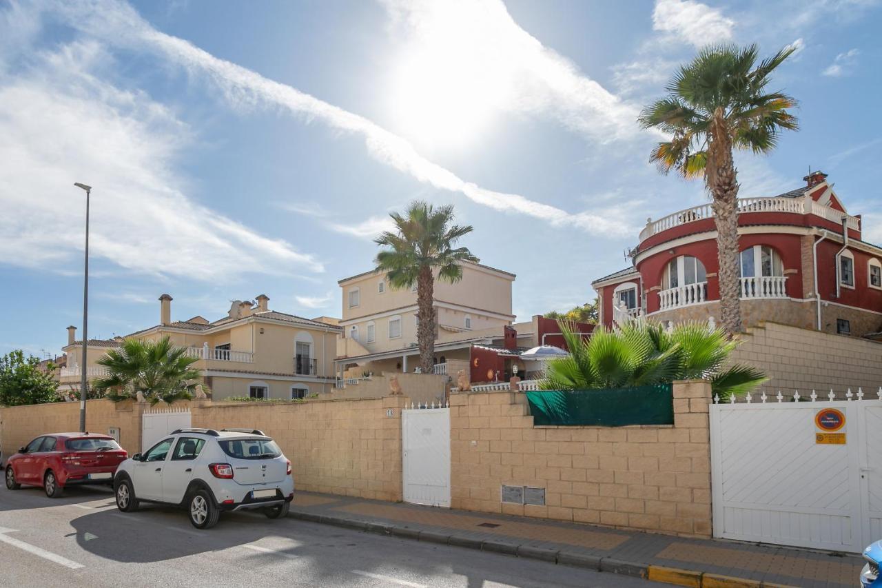 Rr Villa Monforte del Cid 外观 照片